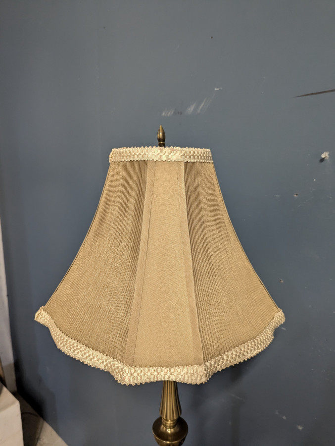 Lampadaire en laiton 20ème