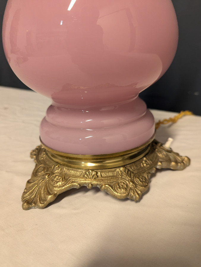 Paire de Lampe à pétrole en opaline rose