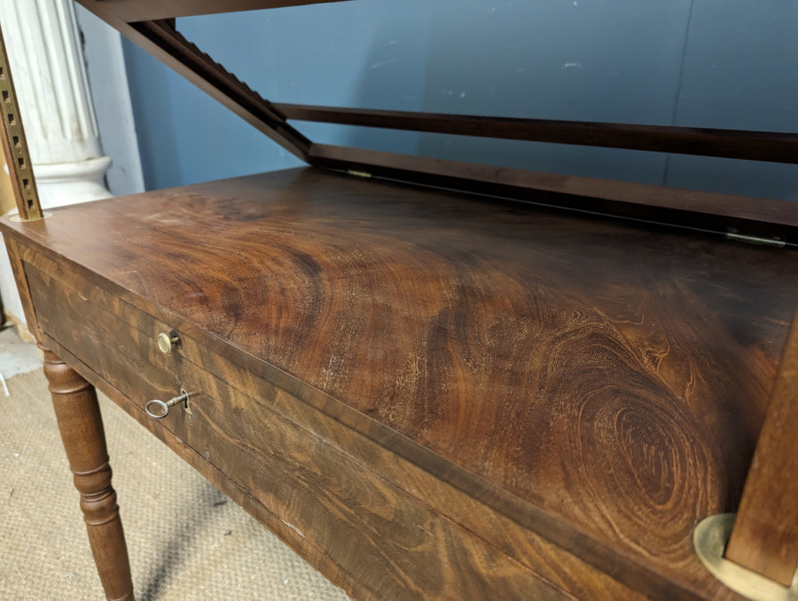 Table à la Tronchin en acajou d'époque Restauration