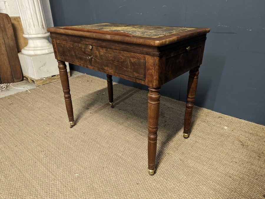 Table à la Tronchin en acajou d'époque Restauration