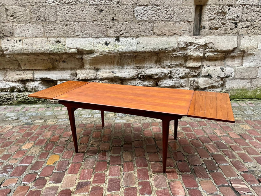 Table scandinave en Teck années 60